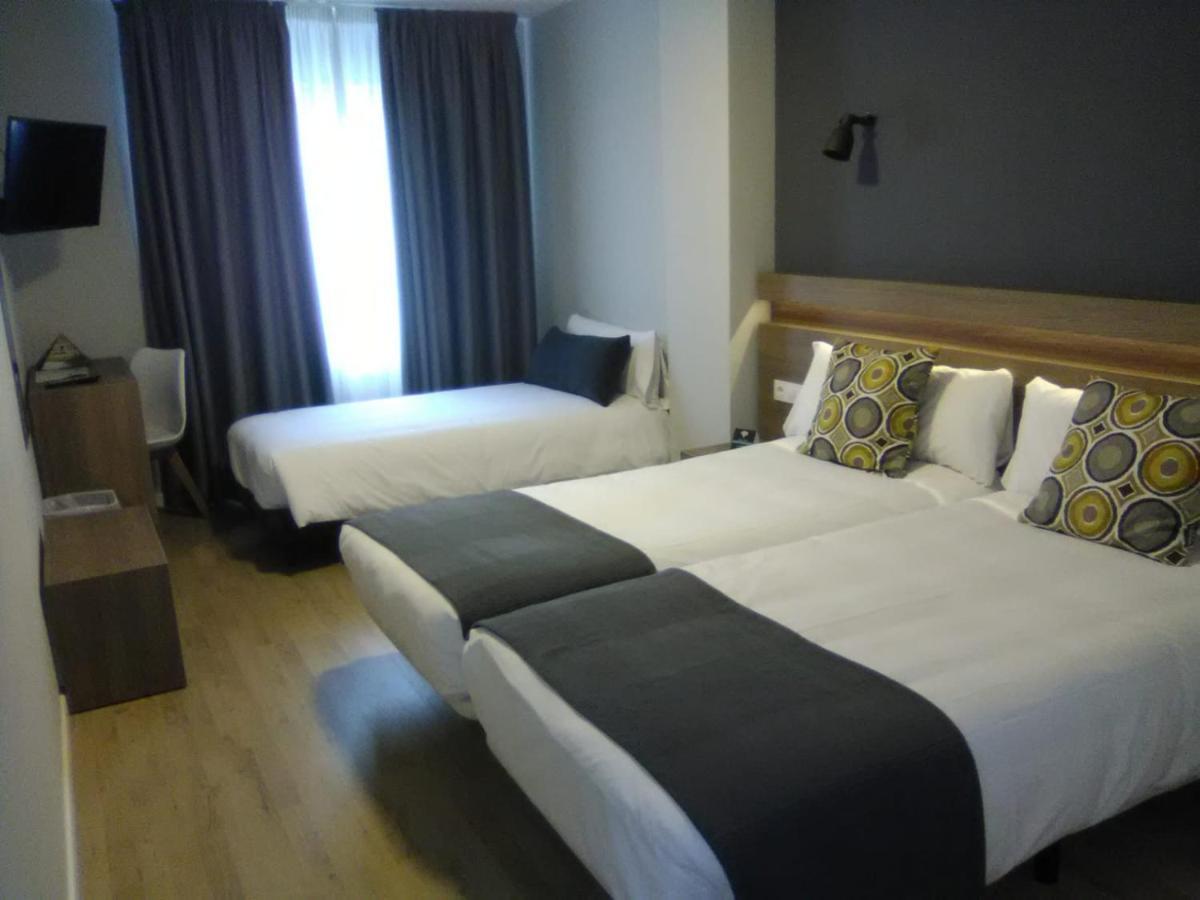 Hotel Alda Estacion بونتيفيذرا المظهر الخارجي الصورة