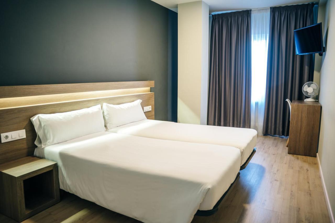 Hotel Alda Estacion بونتيفيذرا المظهر الخارجي الصورة